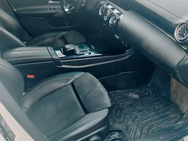 Mercedes-Benz A-Class — Фото автомобиля 12