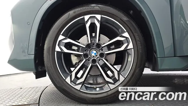 BMW X1 U11 — Фото автомобиля 5