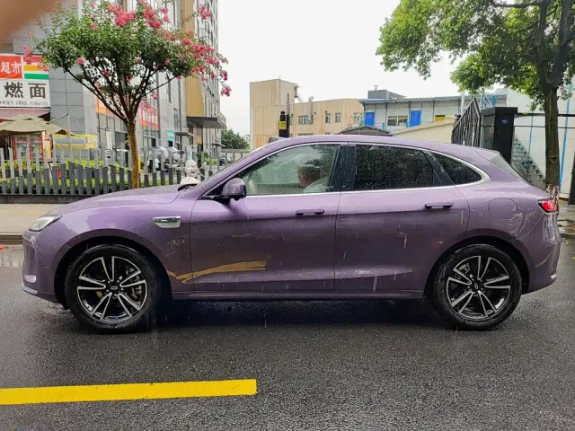 Aito M5 — Фото автомобиля 3
