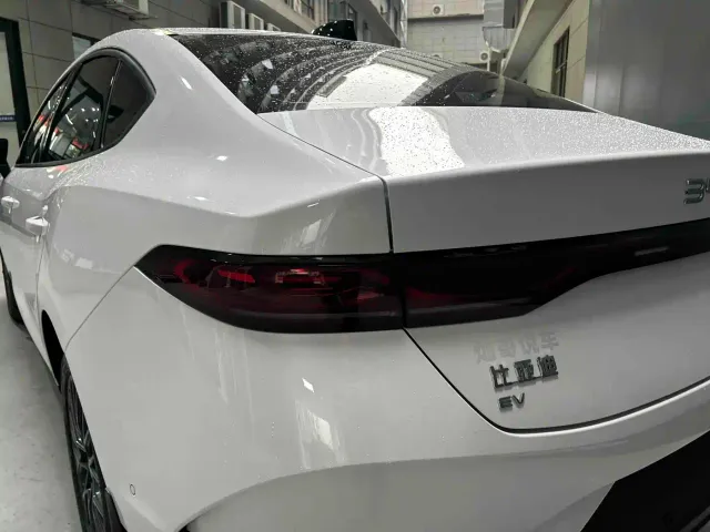 BYD Qin PLUS — Фото автомобиля 17