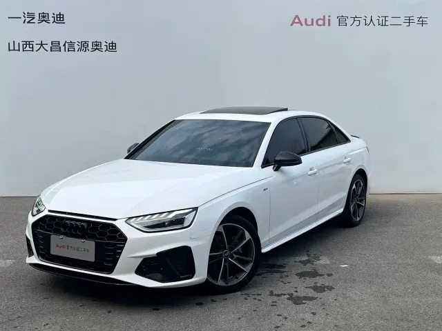 Фотография автомобиля — Audi A4L