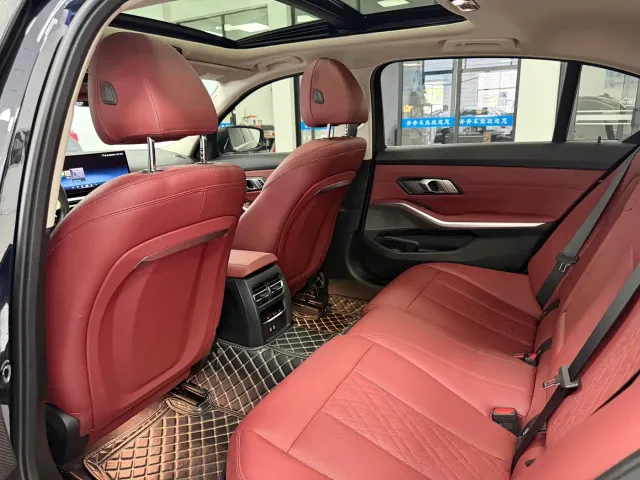 BMW 3 Series — Фото автомобиля 10