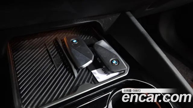 BMW 5-Series 5 серия (G60) 530i xDrive M Sport — Фото автомобиля 26