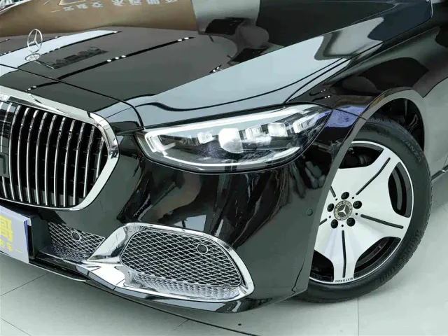 Mercedes-Benz S-Class — Фото автомобиля 18