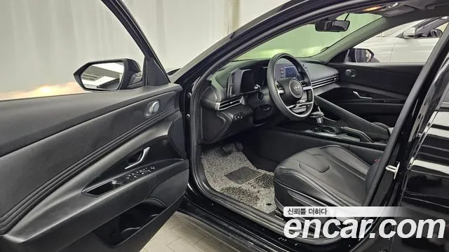 Hyundai Avante CN7 — Фото автомобиля 15