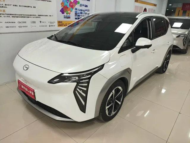 GAC Aion Y — Фото автомобиля 2