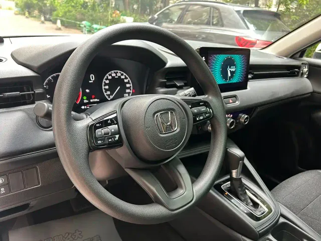Honda Vezel — Фото автомобиля 8