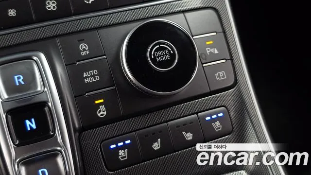 Hyundai Santafe Новый Santa Fe Бензин 2.5T 2WD — Фото автомобиля 12