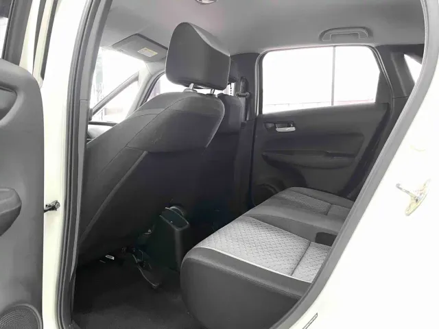 Honda Fit — Фото автомобиля 7