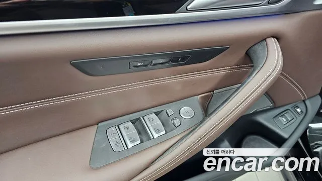 BMW 5-Series 5 серия (G30) — Фото автомобиля 28