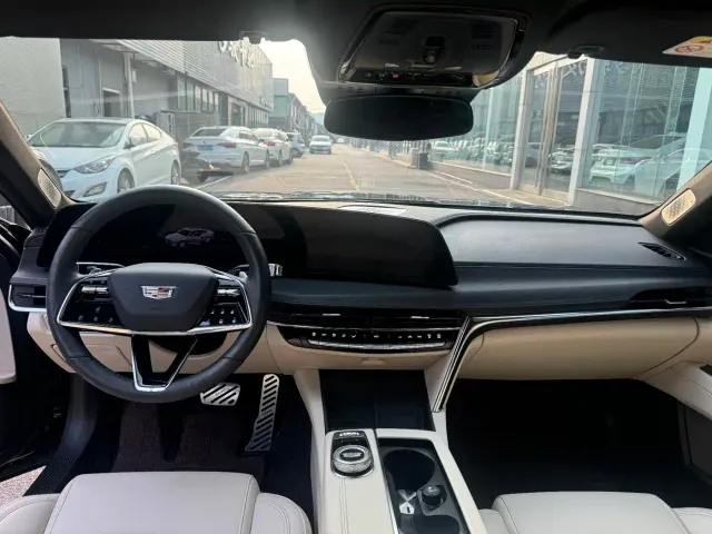 Cadillac CT6 — Фото автомобиля 4
