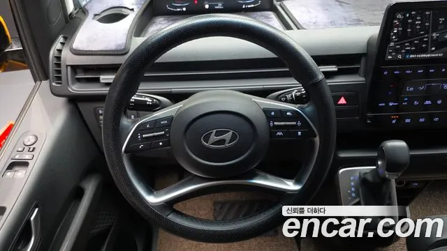 Hyundai Staria Staria L3.5 Школьный автобус — Фото автомобиля 12