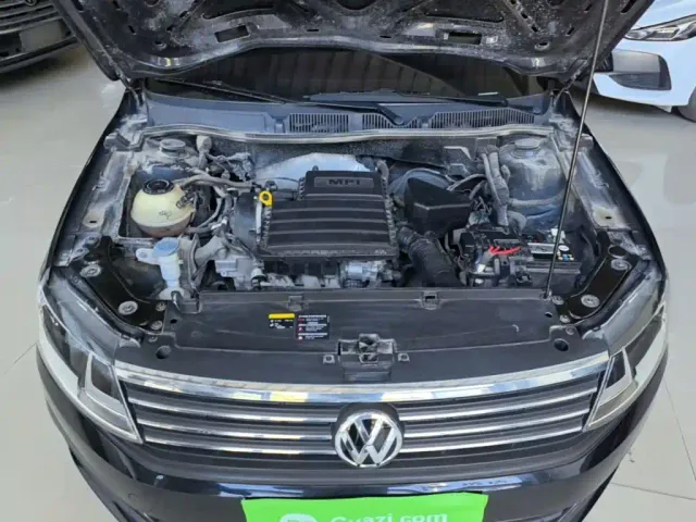 Volkswagen Lavida — Фото автомобиля 19