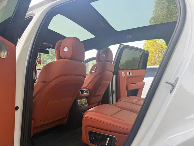 Li Auto L7 — Фото автомобиля 7