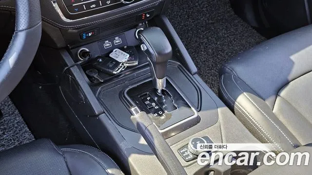 KG_Mobility_Ssangyong Rexton Новый Rexton Sport Khan Дизель 2.2 4WD — Фото автомобиля 9