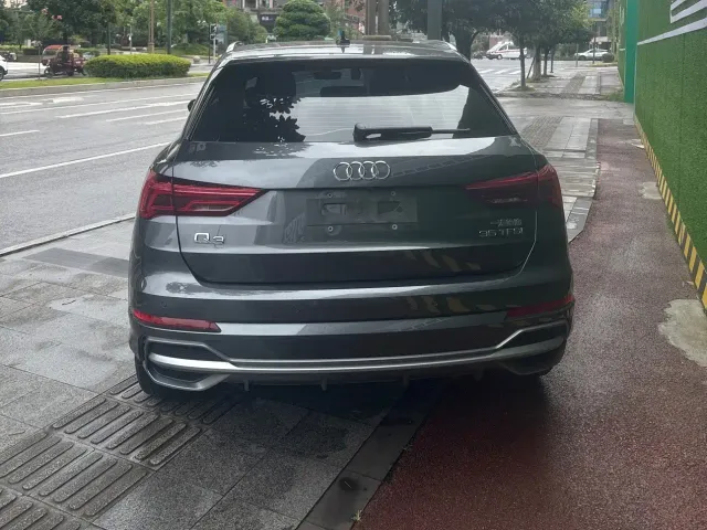 Audi Q3 — Фото автомобиля 4