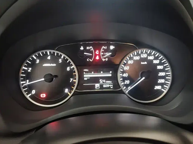Nissan Sylphy 2022 Classic 1.6XE CVT Comfort Edition — Фото автомобиля 11