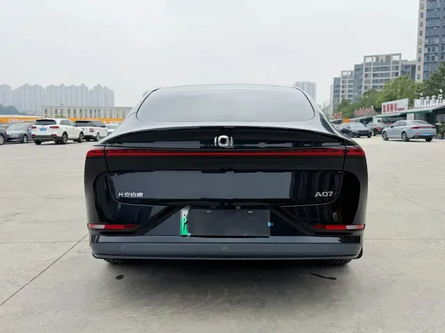 Changan Qiyuan A07 — Фото автомобиля 4