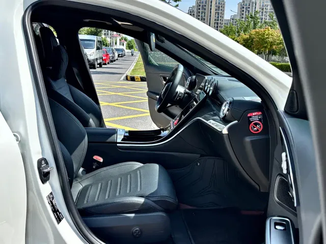 Mercedes-Benz C-Class — Фото автомобиля 10