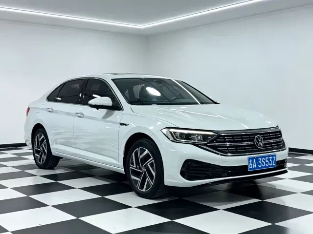 Volkswagen Sagitar — Фото автомобиля 3