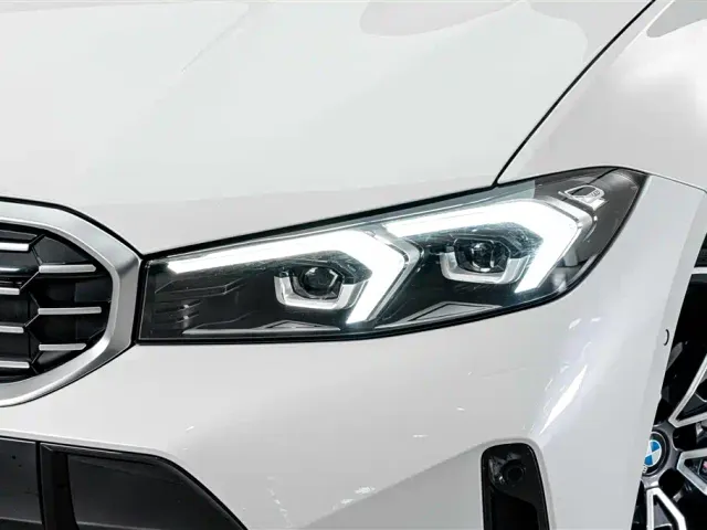 BMW 3 Series — Фото автомобиля 4