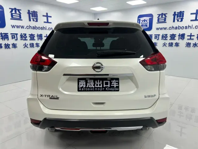 Nissan X-Trail — Фото автомобиля 5