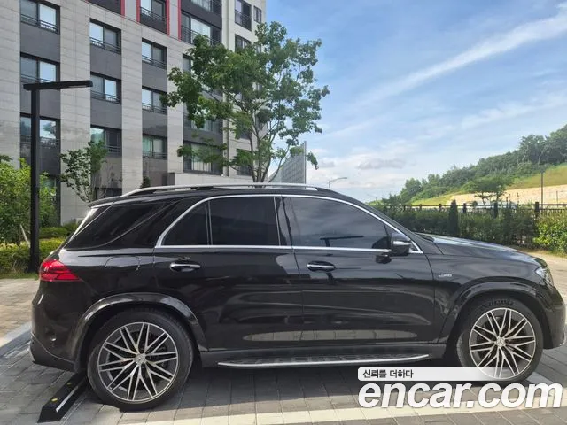 Mercedes-Benz GLE-Class — Фото автомобиля 4