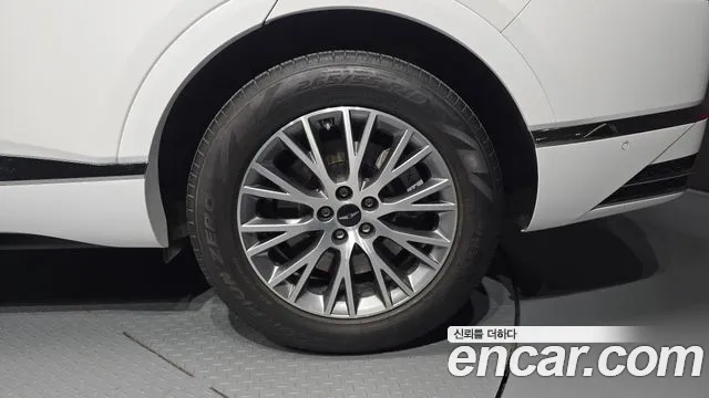 Genesis GV80 — Фото автомобиля 6