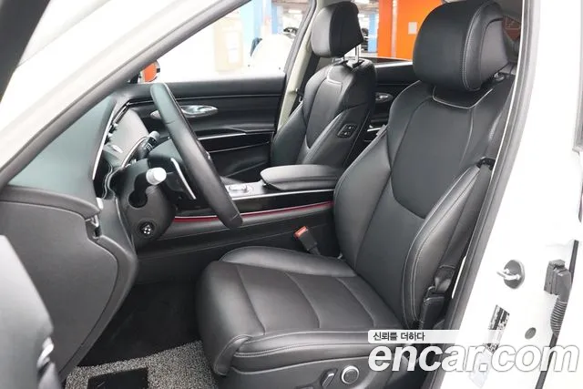 Genesis GV70 — Фото автомобиля 14