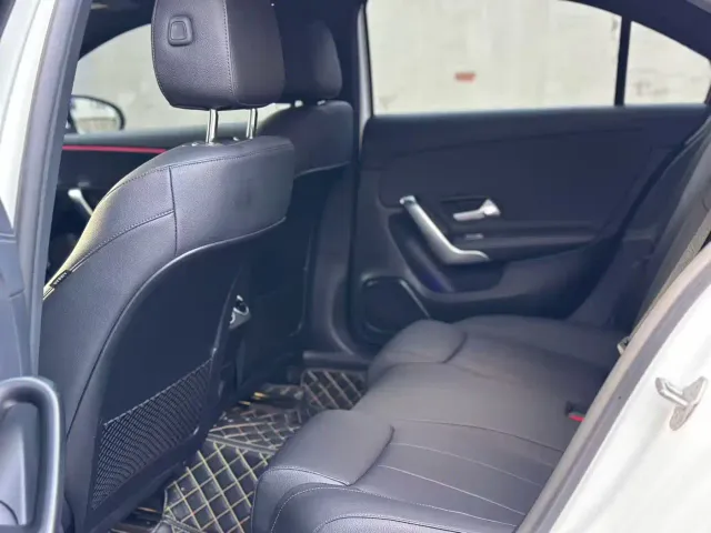 Mercedes-Benz A-Class — Фото автомобиля 8
