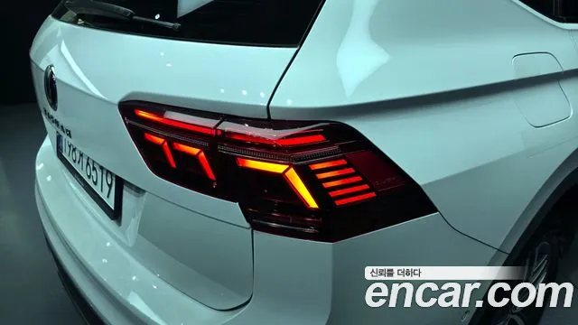 Volkswagen Tiguan — Фото автомобиля 19
