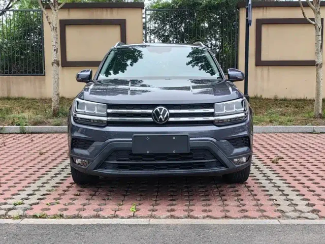 Volkswagen Tharu — Фото автомобиля 3