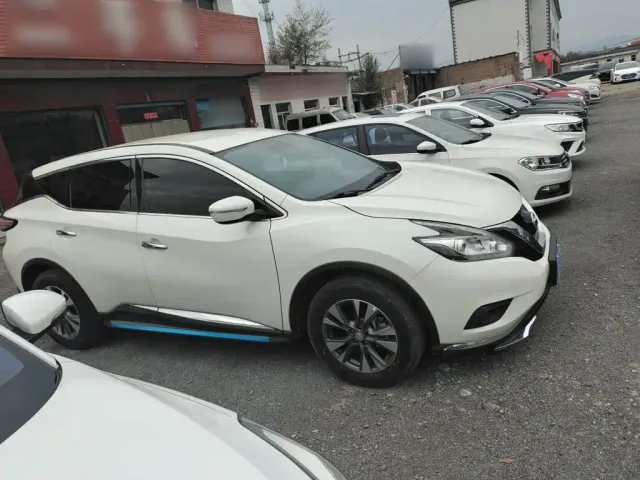 Nissan Murano — Фото автомобиля 3