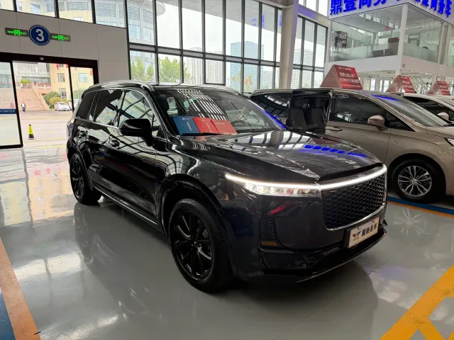 Li Auto ONE — Фото автомобиля 3