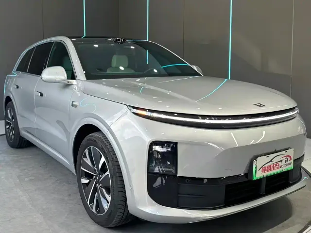 Li Auto L6 — Фото автомобиля 3