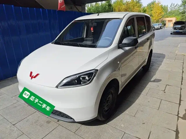 Фотография автомобиля — Wuling Hongguang