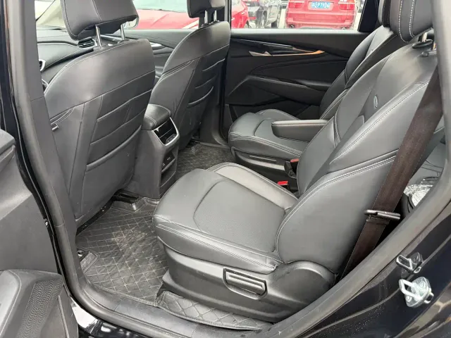Maxus G50 — Фото автомобиля 10