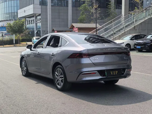 BYD Qin PLUS — Фото автомобиля 5