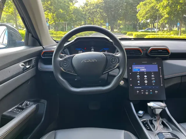 Dongfeng Yixuan — Фото автомобиля 16