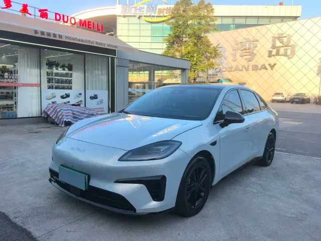 Фотография автомобиля — GAC Aion RT