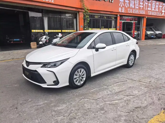 Фотография автомобиля — Toyota Corolla