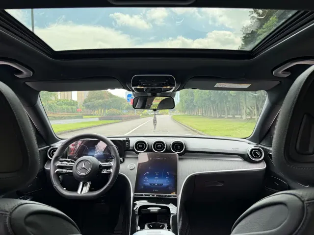 Mercedes-Benz C-Class — Фото автомобиля 4