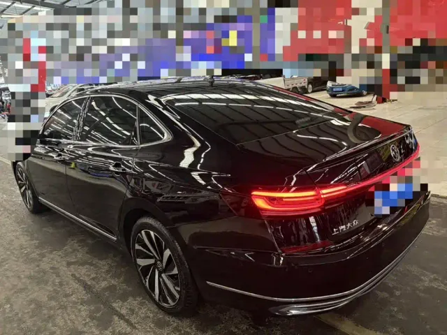 Volkswagen Passat — Фото автомобиля 7