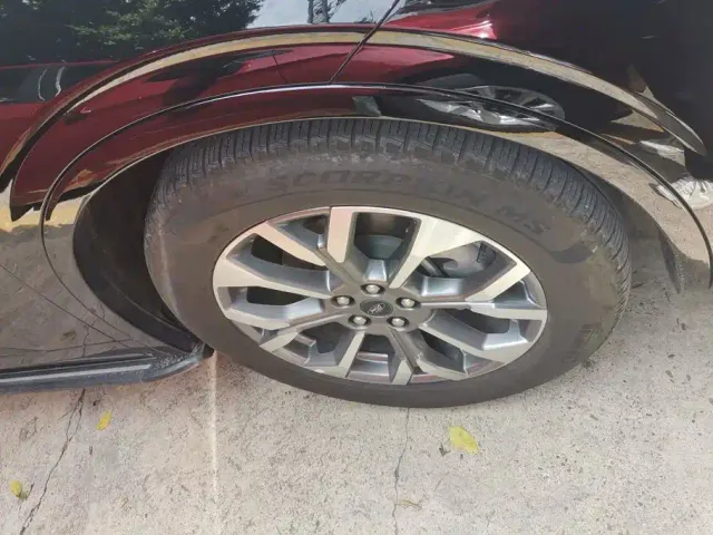 Ford Edge — Фото автомобиля 6