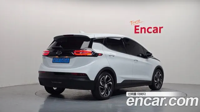 Chevrolet Bolt EV New — Фото автомобиля 2