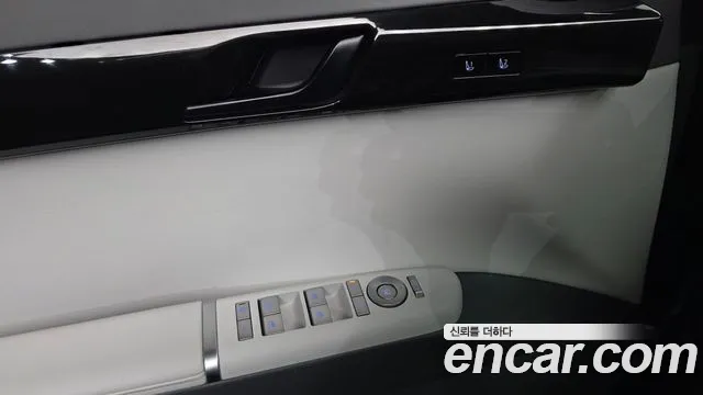 Hyundai Grandeur GN7 — Фото автомобиля 26