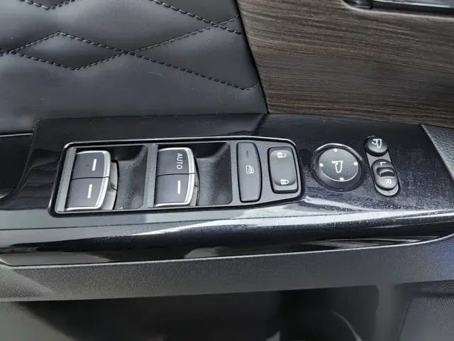 Honda Odyssey — Фото автомобиля 9