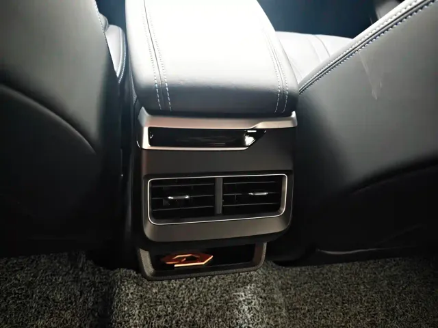Geely Xingrui — Фото автомобиля 9