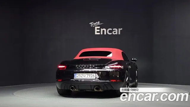 Porsche 718 — Фото автомобиля 4