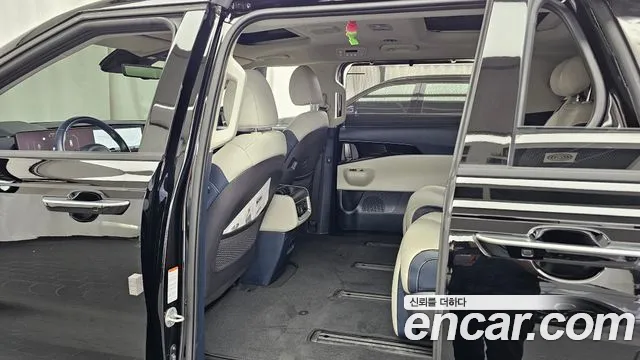 Kia Carnival 4th Gen — Фото автомобиля 18